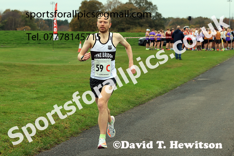The 2024 Norman Woodcock Memorial Relay, Newcastle Race Course, Gosforth Park, Newcastle.   Photo: David T. Hewitson/Sports for All Pics